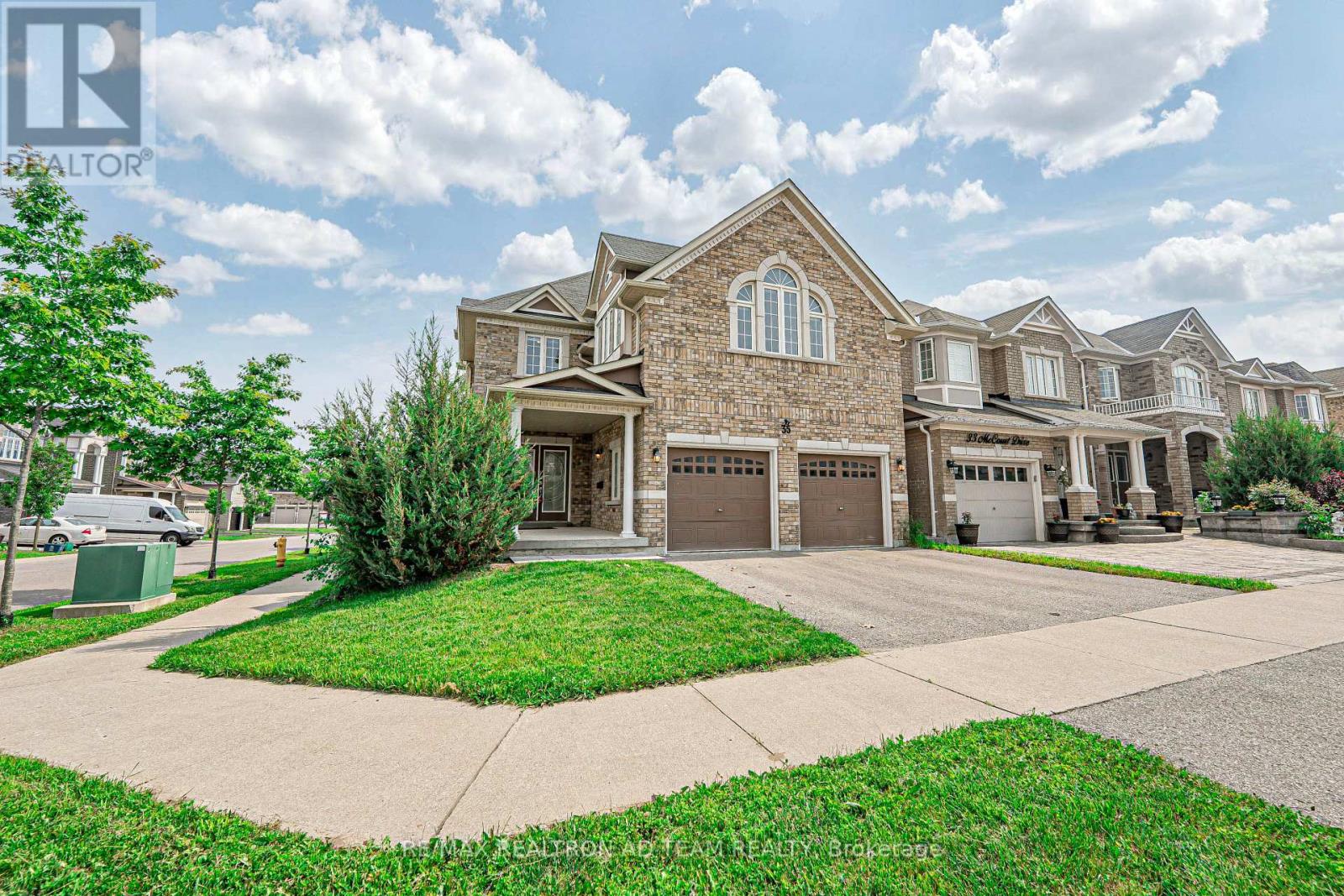 Property at 35 MCCOURT DRIVE image 3