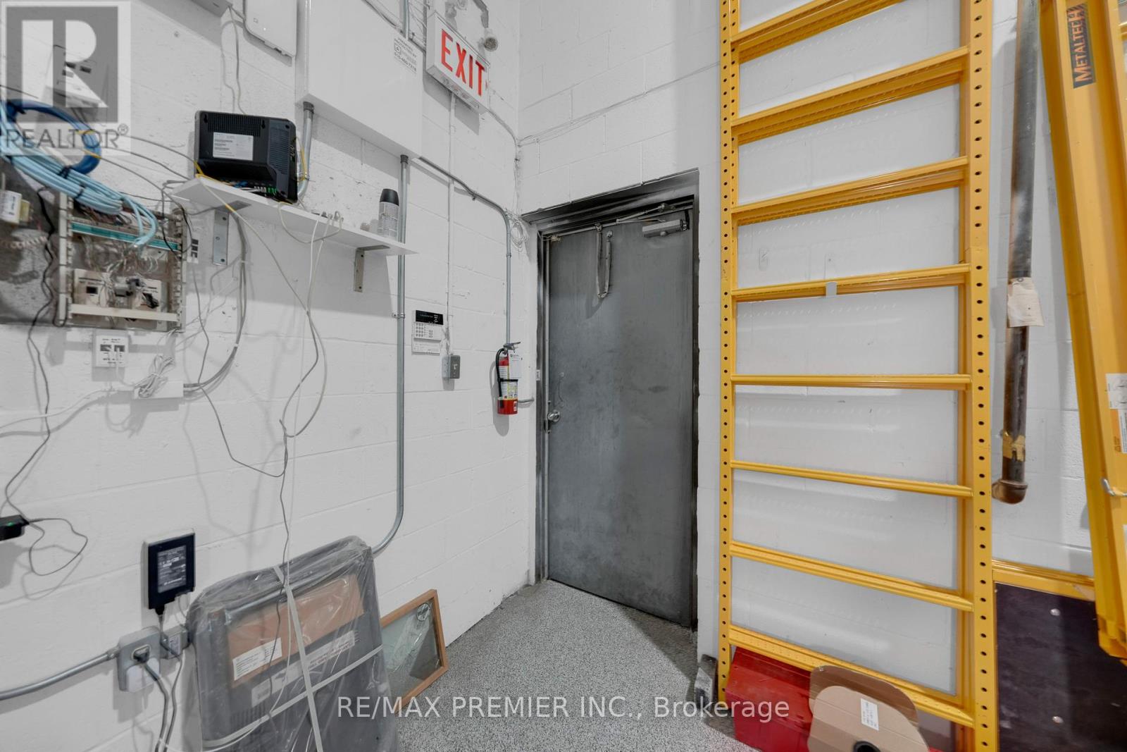 23 - 71 Maryrcroft Avenue, Vaughan, Ontario  L4L 5Y6 - Photo 24 - N12268635