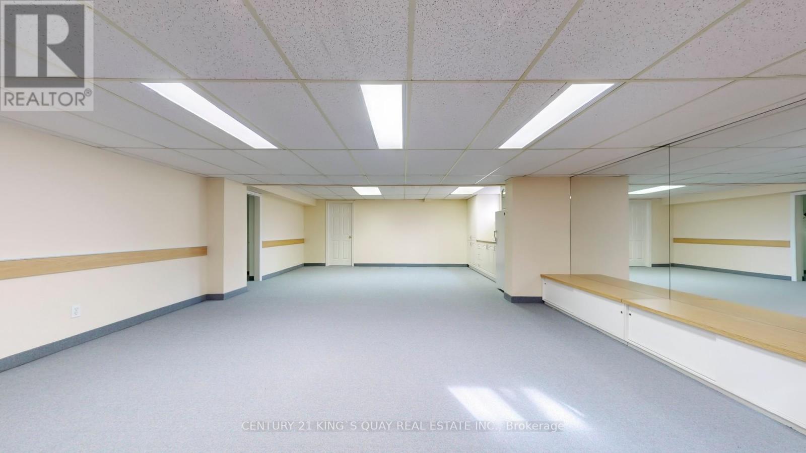 50 Bedford Park Avenue, Richmond Hill, Ontario  L4C 2N8 - Photo 43 - N12268710