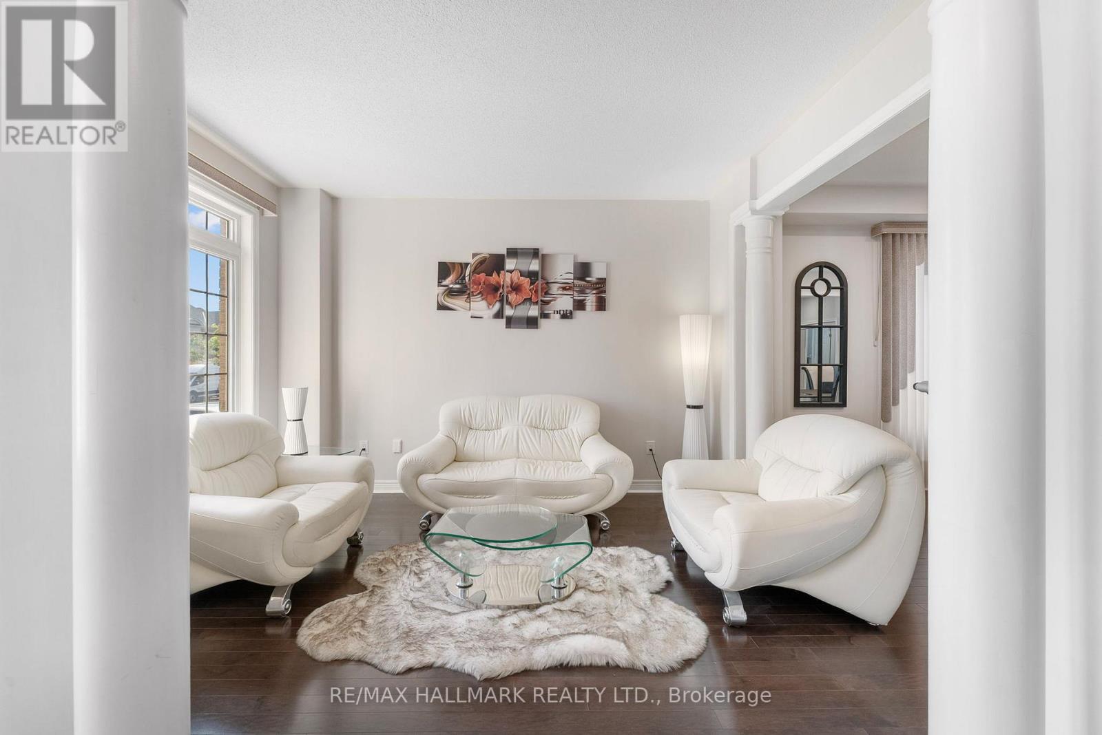 Property at 262 ELBERN MARKELL DRIVE image 3