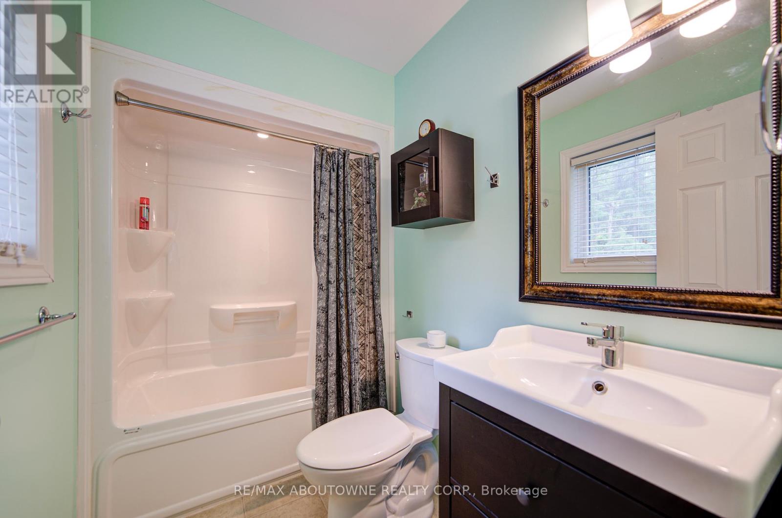 87 Paradise Road, Kawartha Lakes (Carden), Ontario  K0M 1B0 - Photo 17 - X12268684