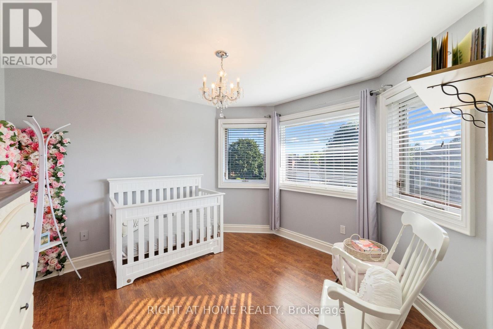 7775 St Augustine Crescent, Niagara Falls (Mt. Carmel), Ontario  L2H 2X3 - Photo 23 - X12268823