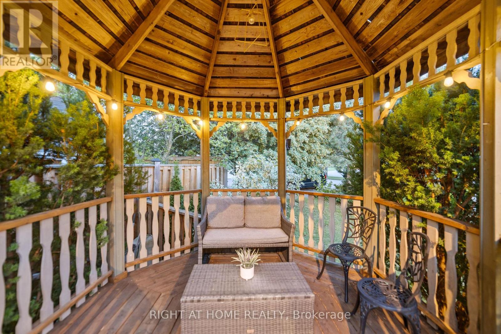 7775 St Augustine Crescent, Niagara Falls (Mt. Carmel), Ontario  L2H 2X3 - Photo 34 - X12268823