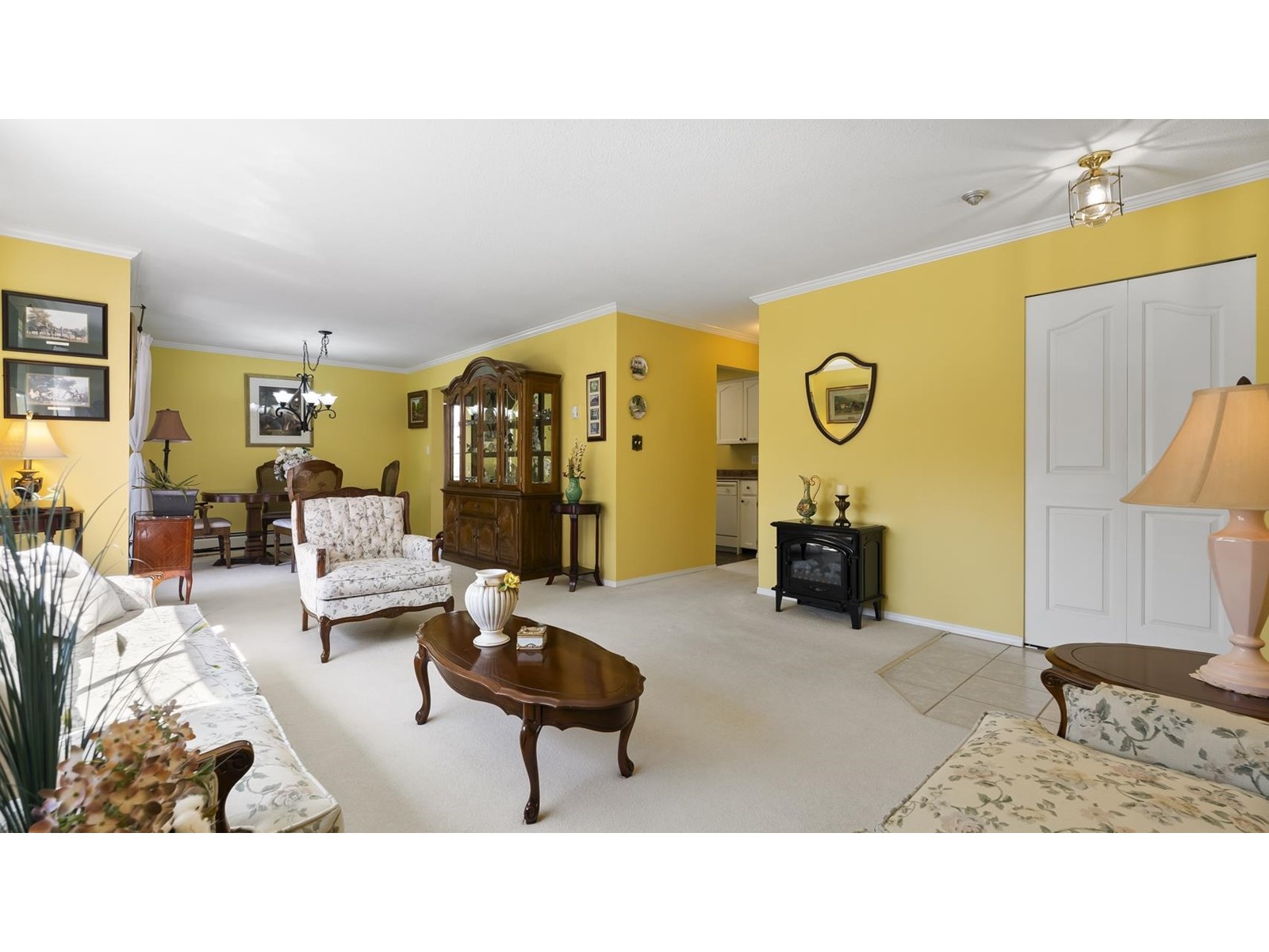 210 32145 Old Yale Road, Abbotsford, British Columbia  V2T 2C8 - Photo 5 - R2991822