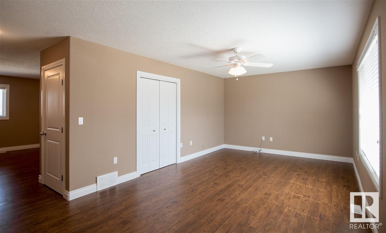 5201 51 St, Bonnyville Town, Alberta  T9N 2G5 - Photo 2 - E4446076