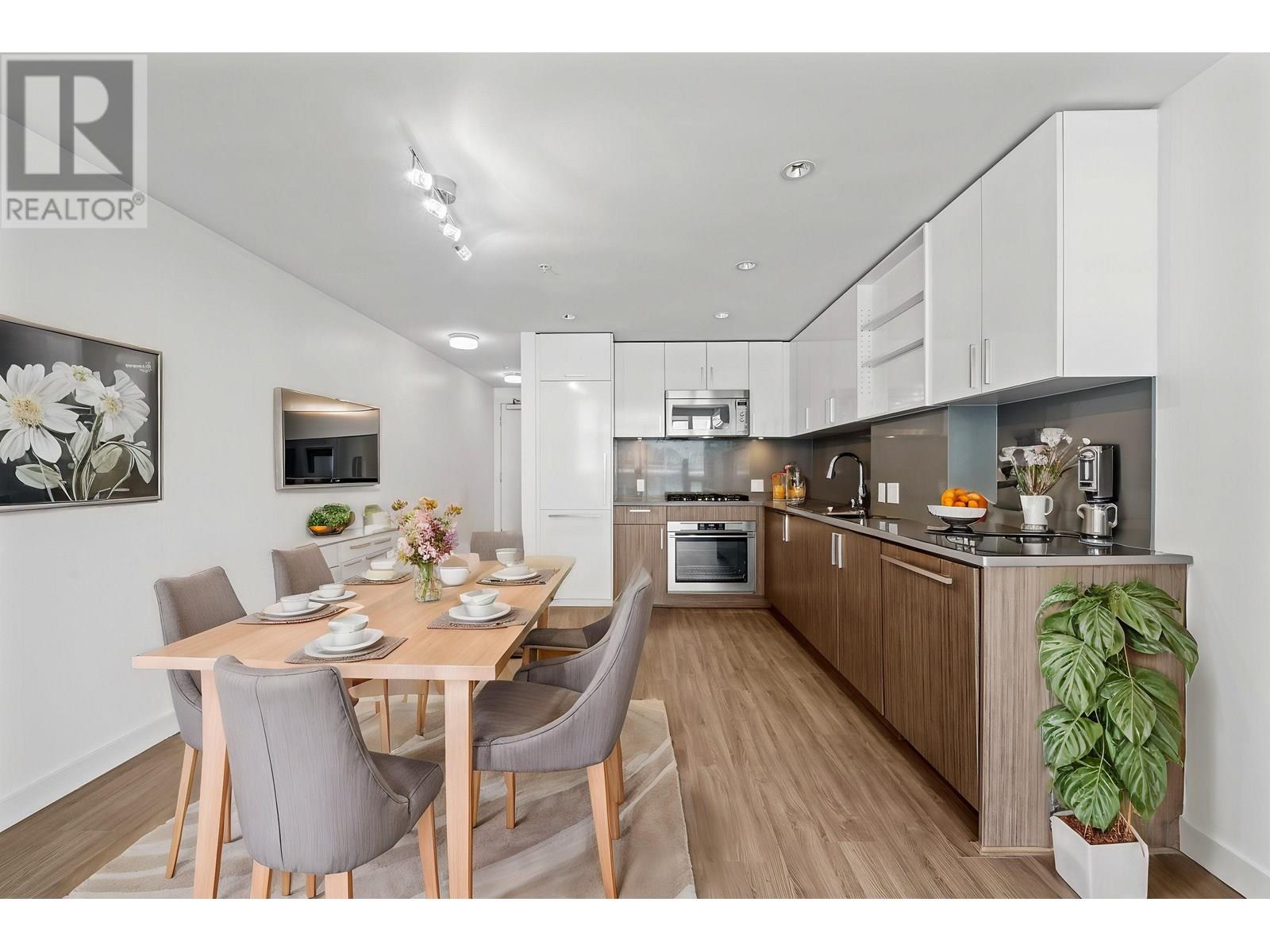Listing Picture 6 of 23 : 805 5599 COONEY ROAD, Richmond / 烈治文 - 魯藝地產 Yvonne Lu Group - MLS Medallion Club Member