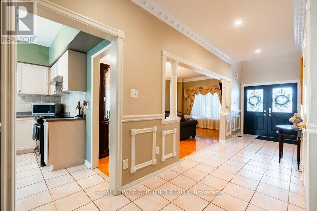 Property at 29 WOODVALLEY DRIVE image 5