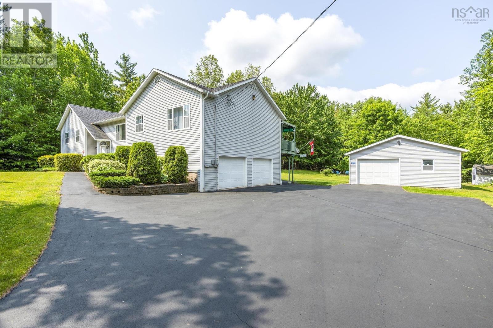 1337 Lockhart Mountain Road, Coldbrook, Nova Scotia  B4R 1C1 - Photo 3 - 202516852
