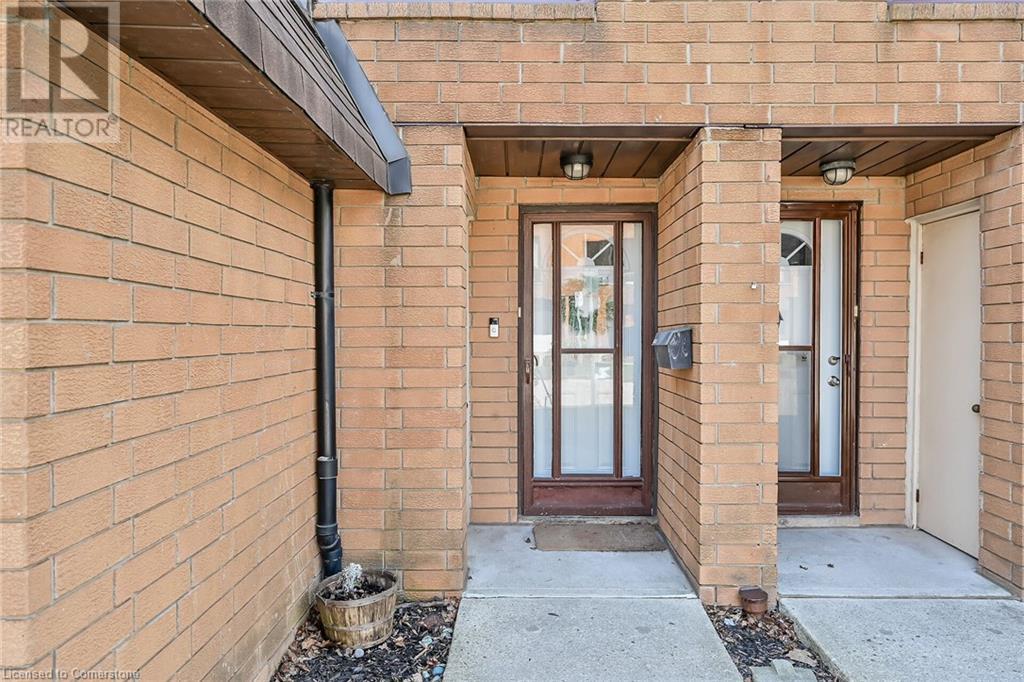 Property at 444 STONE CHURCH Street W Unit# T3 image 3
