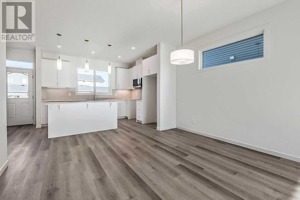 838 Creekside Boulevard Sw, Calgary, Alberta  T2X 5H2 - Photo 11 - A2222964