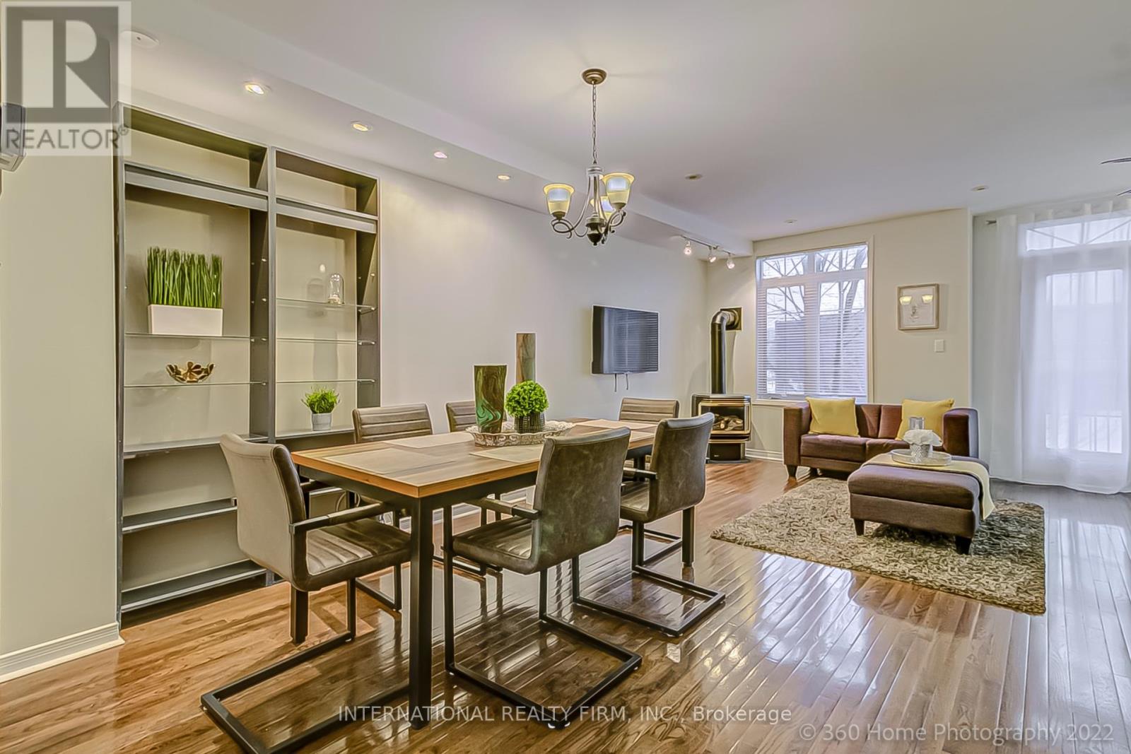 71 Blair Street, Toronto, Ontario  M4B 3N5 - Photo 2 - E12268885