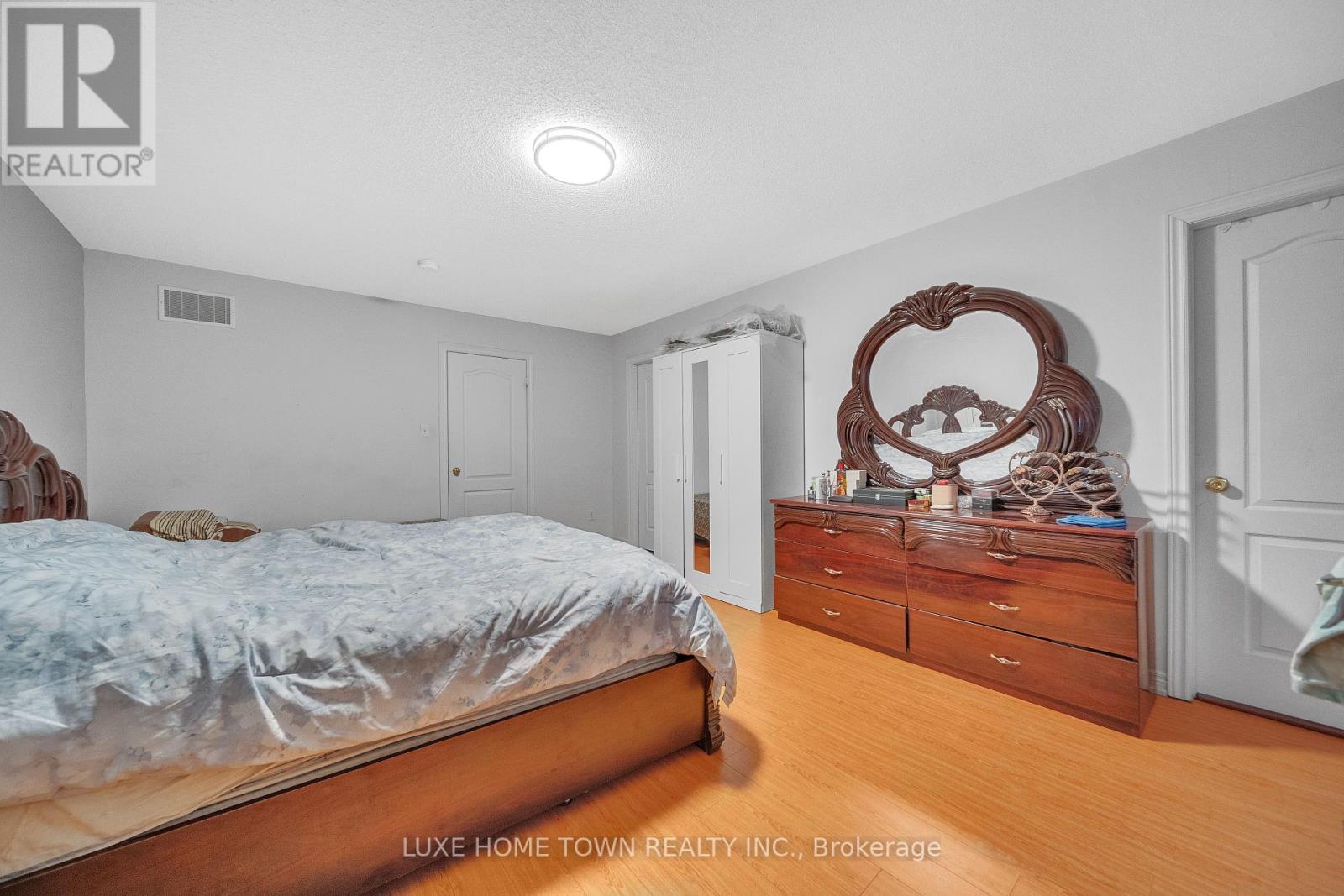 1506 Dusty Drive, Pickering, Ontario  L1X 0C9 - Photo 25 - E12268915