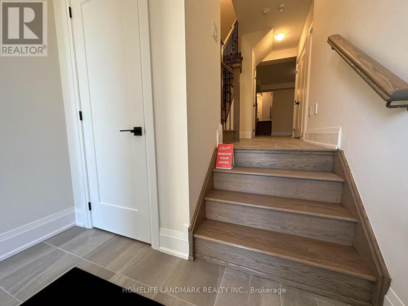 Property at 9420 BAYVIEW AVENUE image 4