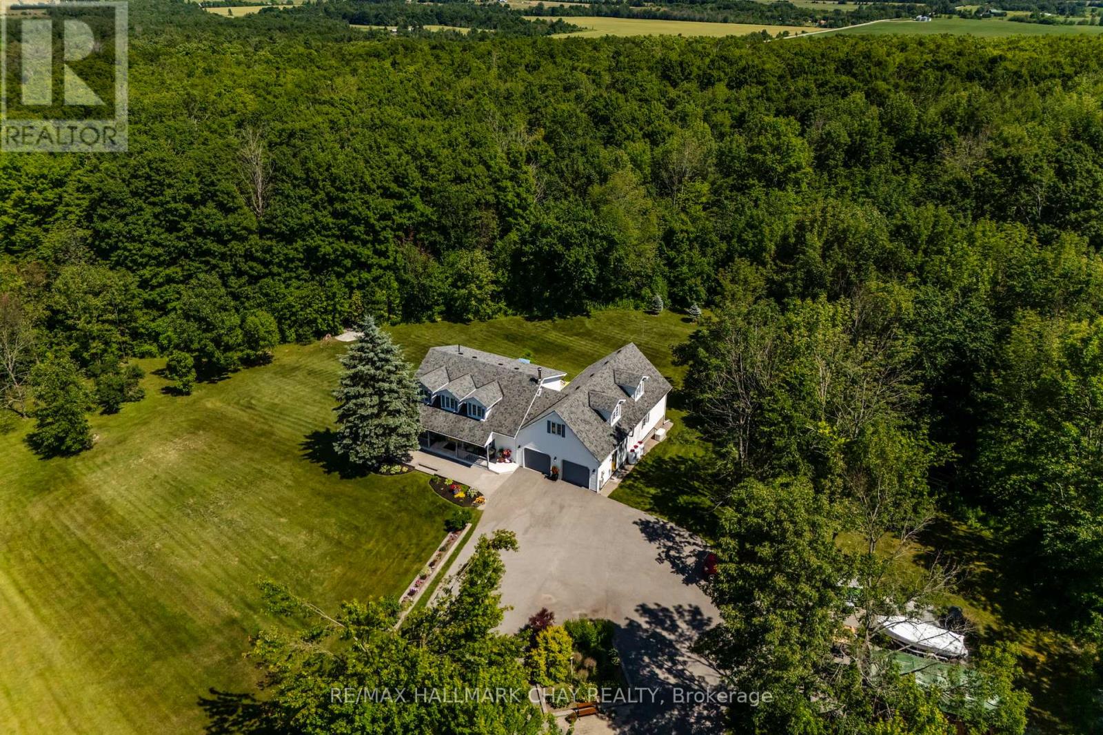 403 Moonstone Road E, Oro-Medonte, Ontario  L0K 1N0 - Photo 2 - S12268920