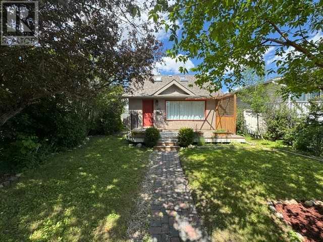 Property at 134 31 Avenue NE image 1