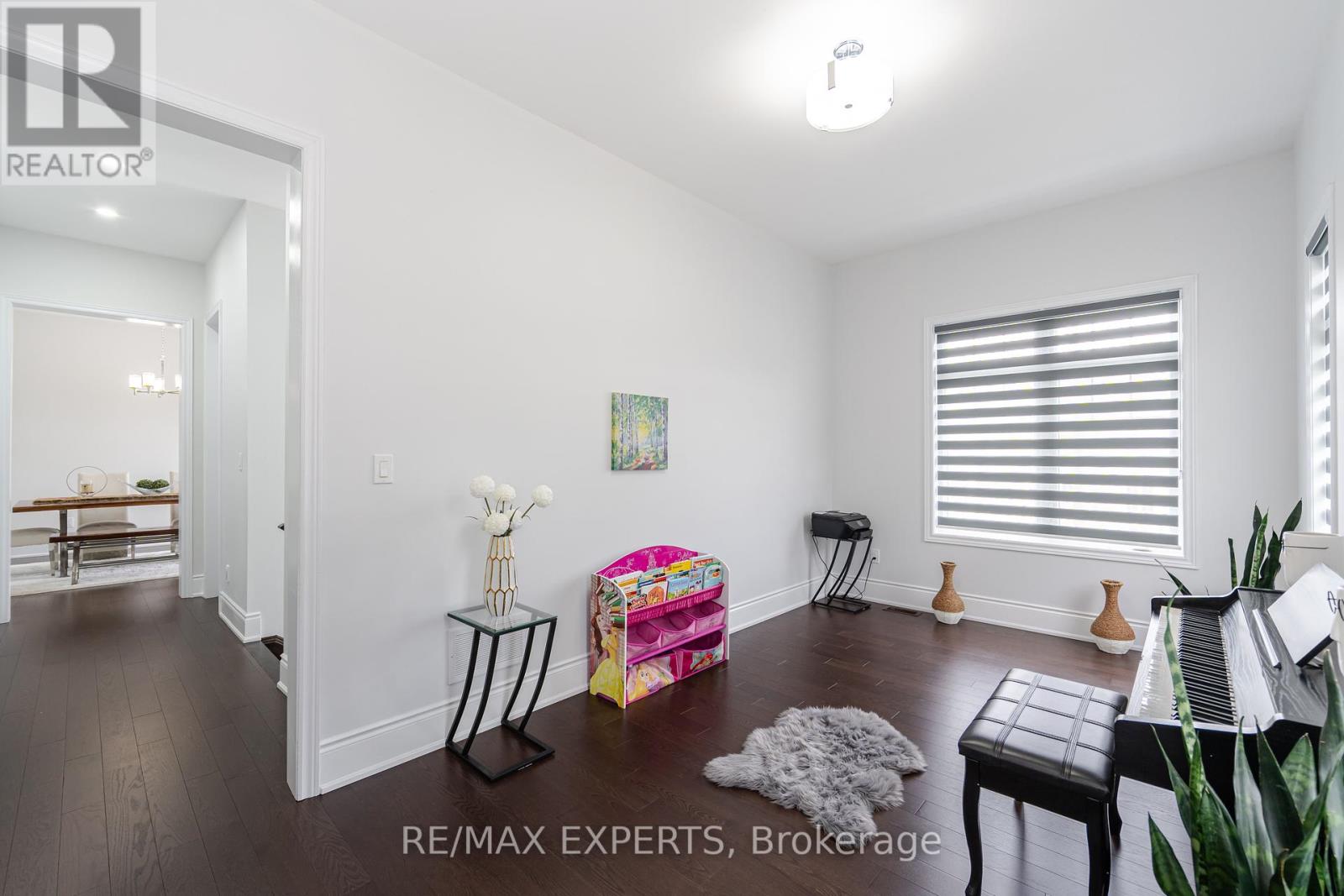 57 Arthur Griffin Crescent, Caledon, Ontario  L7C 3A3 - Photo 18 - W12268884
