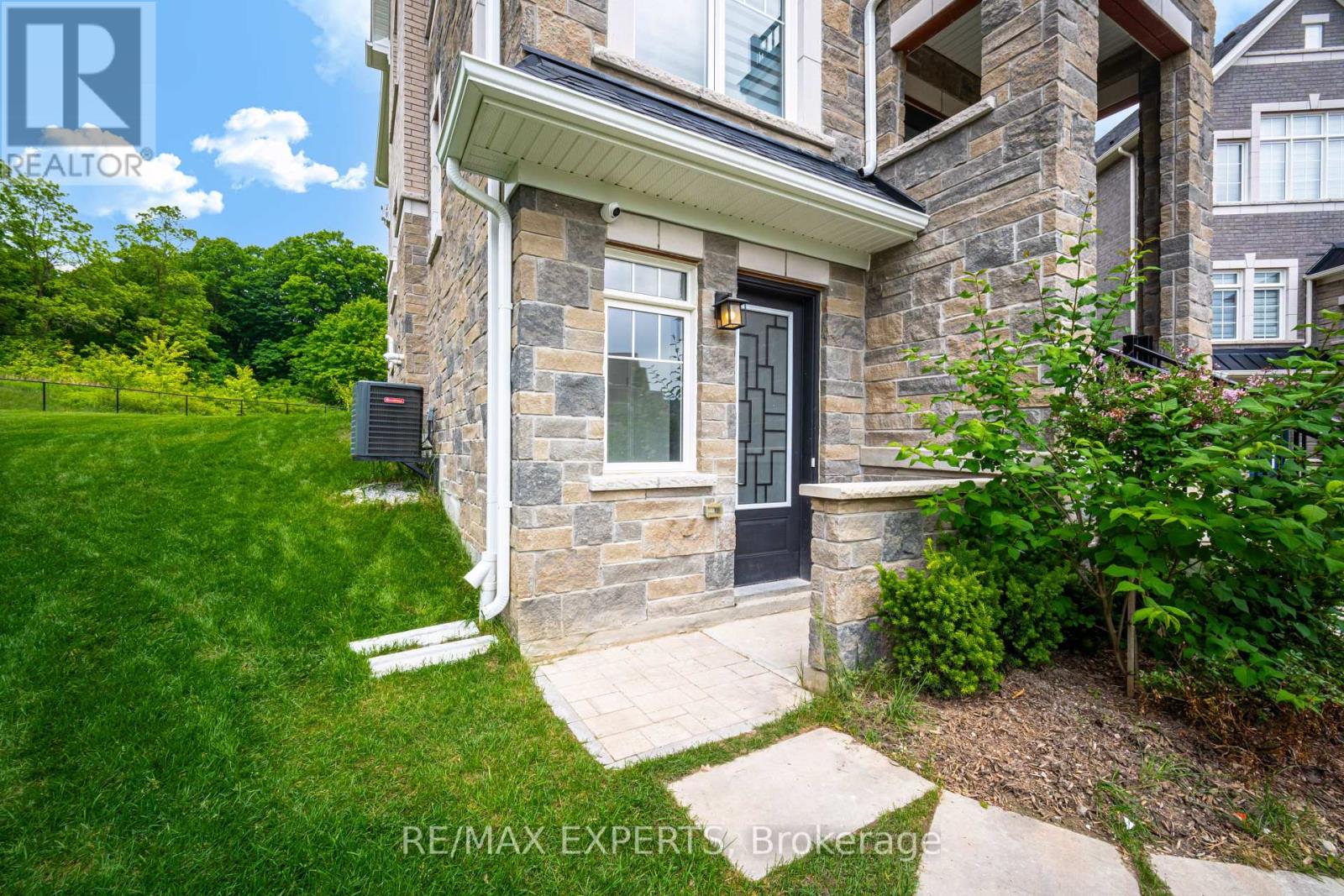 57 Arthur Griffin Crescent, Caledon, Ontario  L7C 3A3 - Photo 48 - W12268884