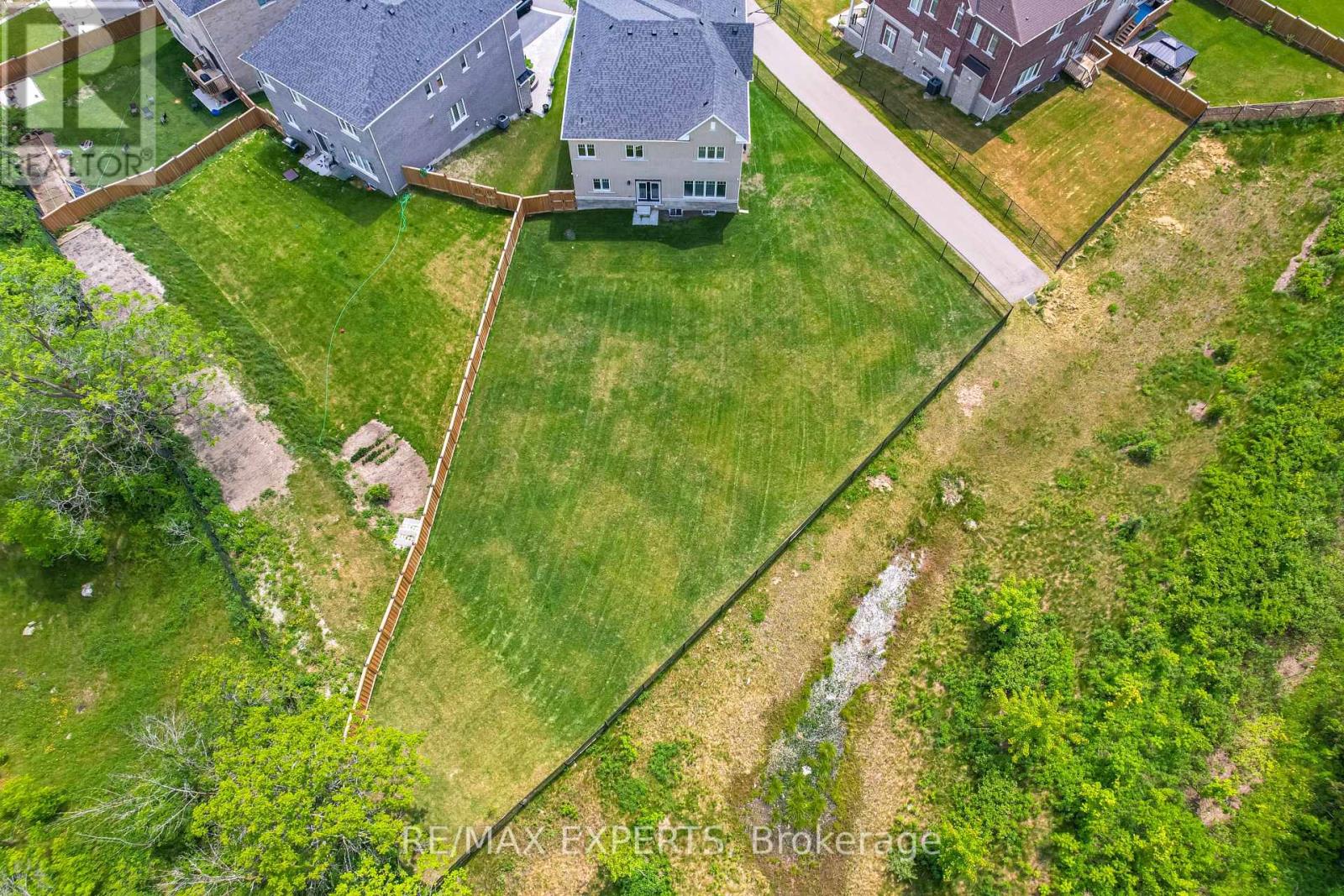 57 Arthur Griffin Crescent, Caledon, Ontario  L7C 3A3 - Photo 49 - W12268884