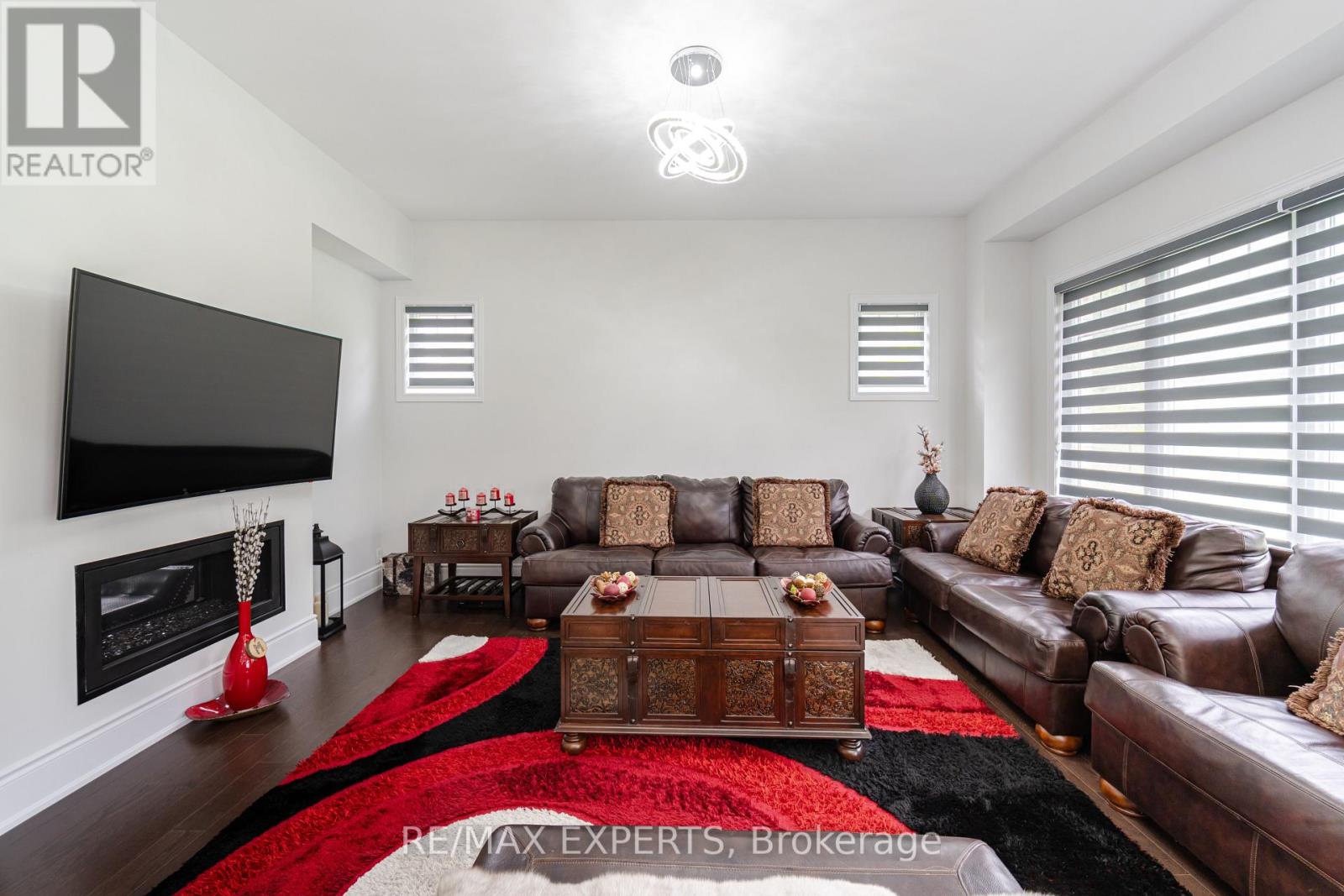57 Arthur Griffin Crescent, Caledon, Ontario  L7C 3A3 - Photo 7 - W12268884