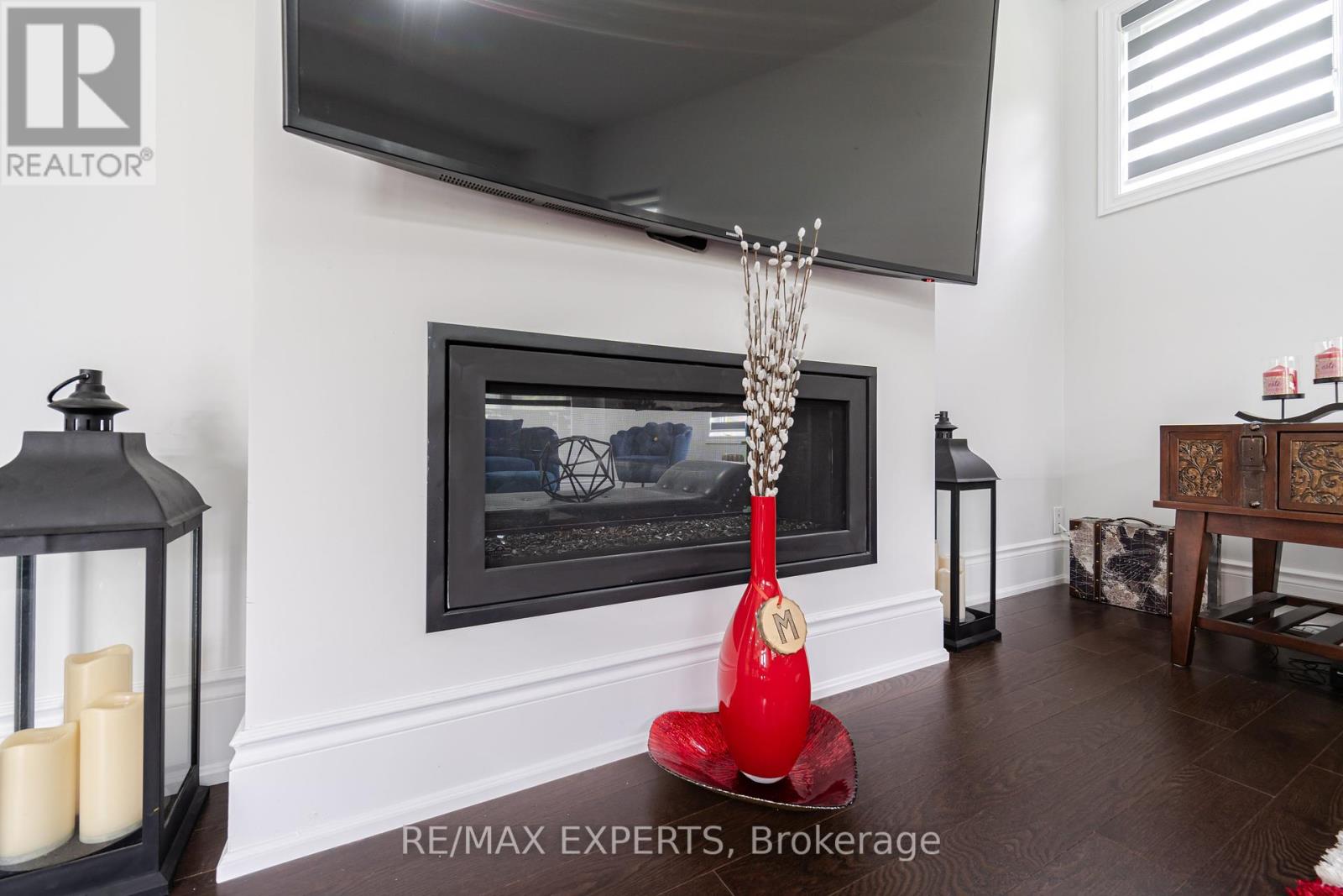 57 Arthur Griffin Crescent, Caledon, Ontario  L7C 3A3 - Photo 8 - W12268884