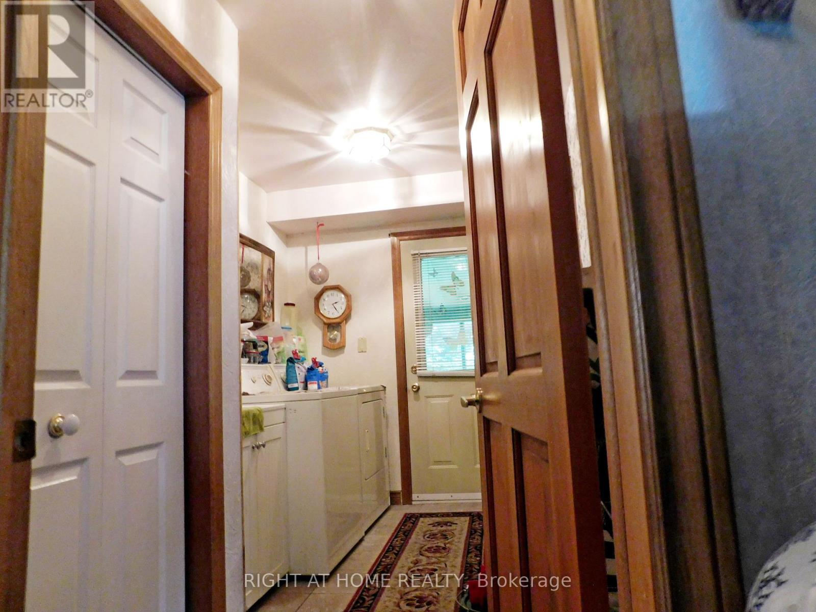 4916 Thirty Road N, Lincoln (Lincoln Lake), Ontario  L3J 1W2 - Photo 28 - X12268888