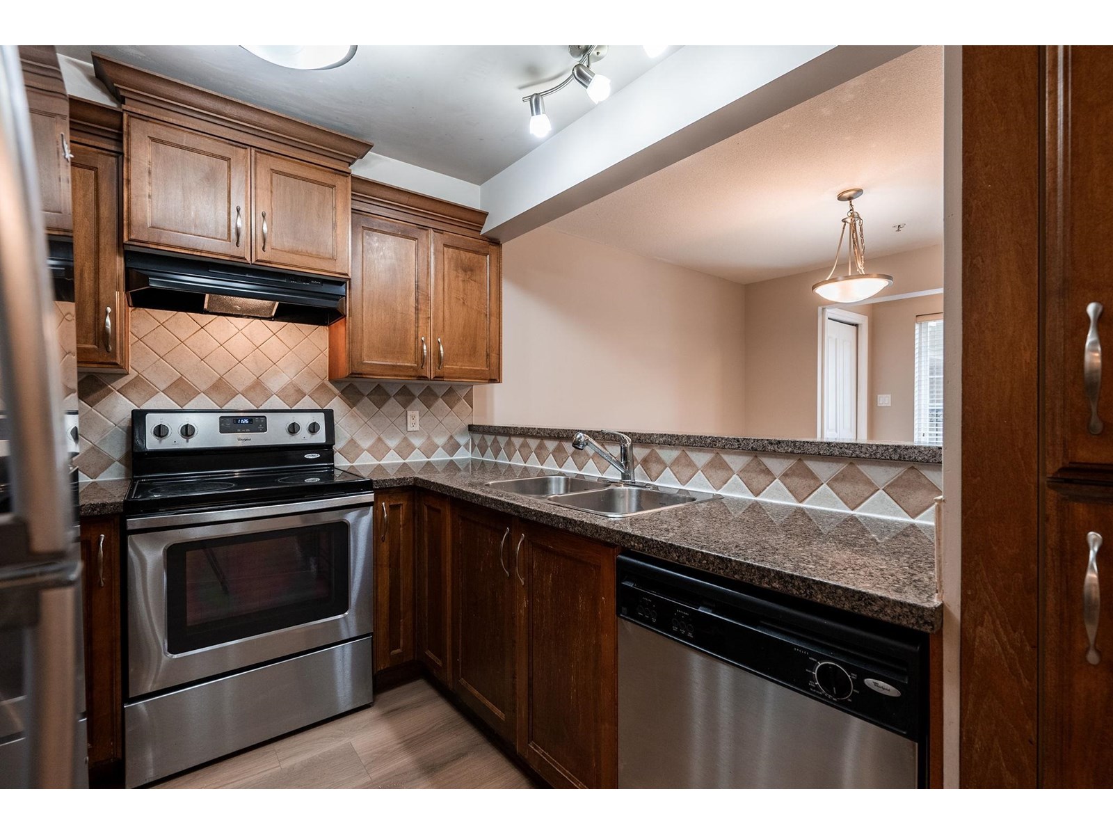 113 10289 133 Street, Surrey, British Columbia  V3T 0B1 - Photo 21 - R3024047