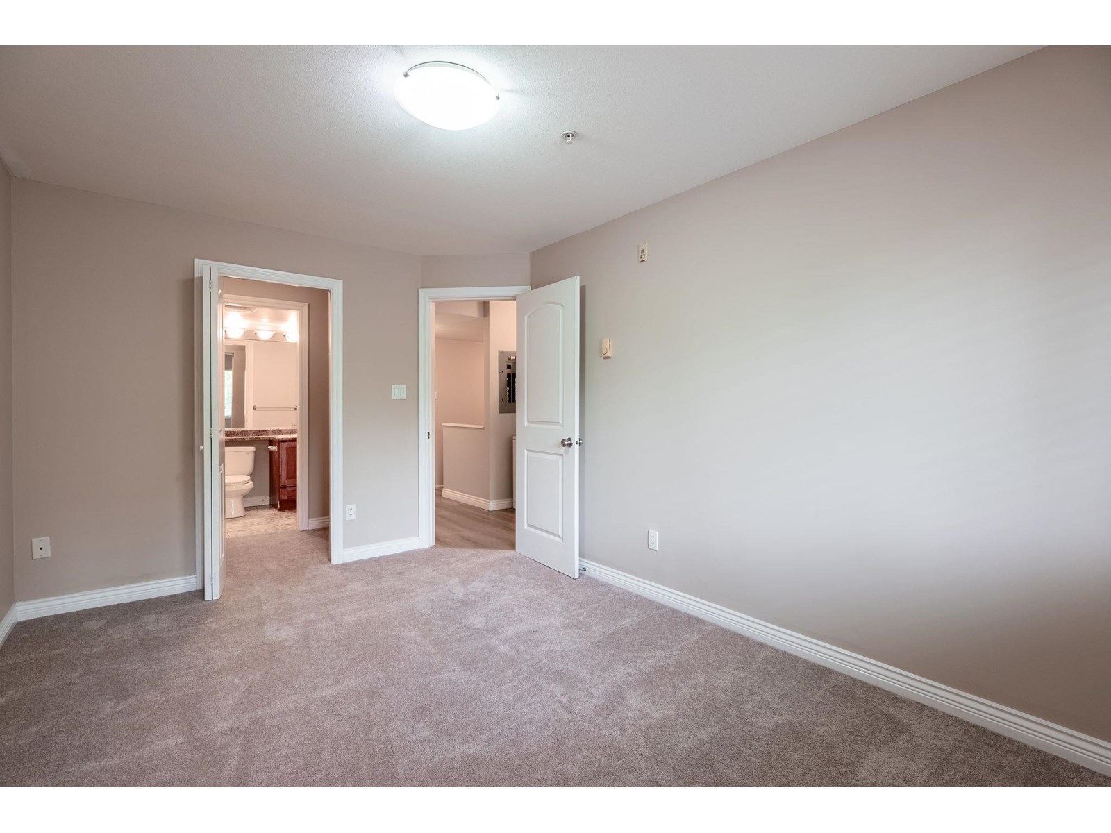 113 10289 133 Street, Surrey, British Columbia  V3T 0B1 - Photo 24 - R3024047