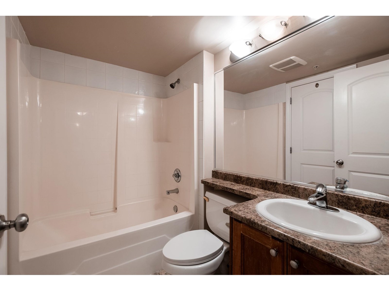 113 10289 133 Street, Surrey, British Columbia  V3T 0B1 - Photo 27 - R3024047
