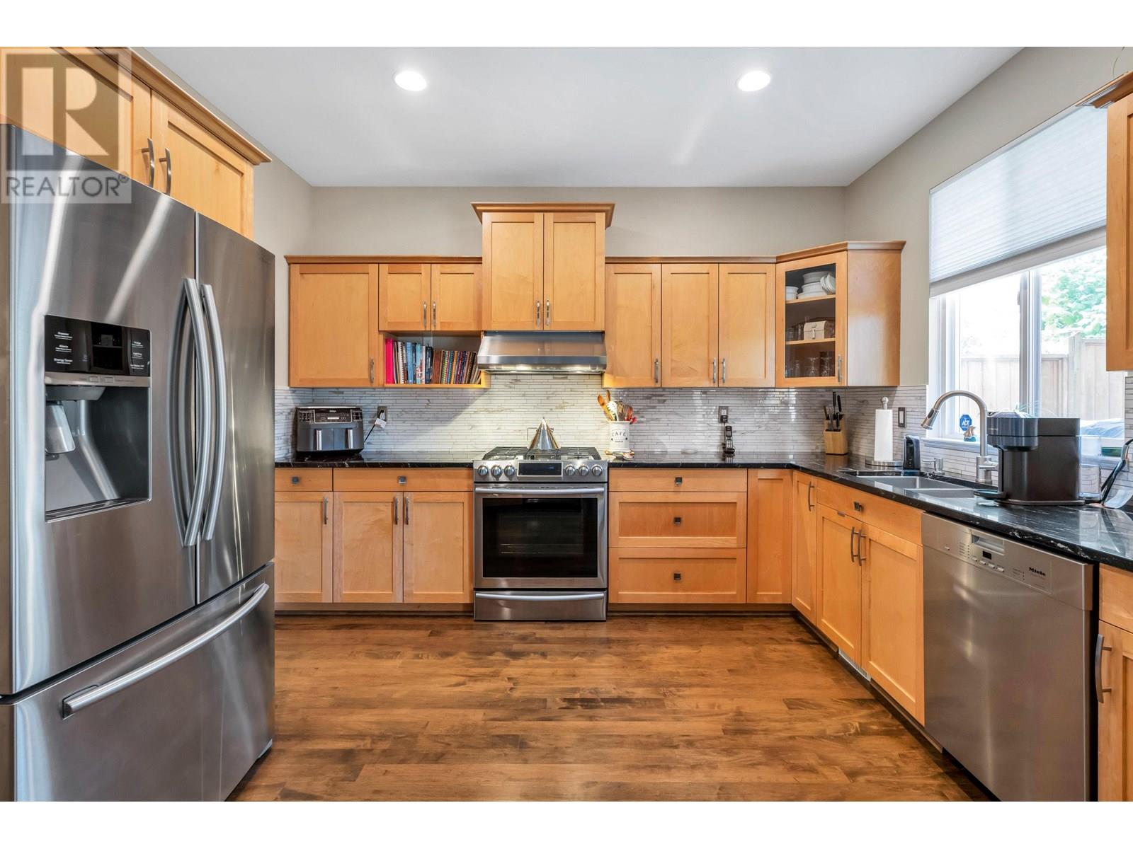 2721 Lurio Crescent, Port Coquitlam, British Columbia  V3B 7Z9 - Photo 13 - R3023988