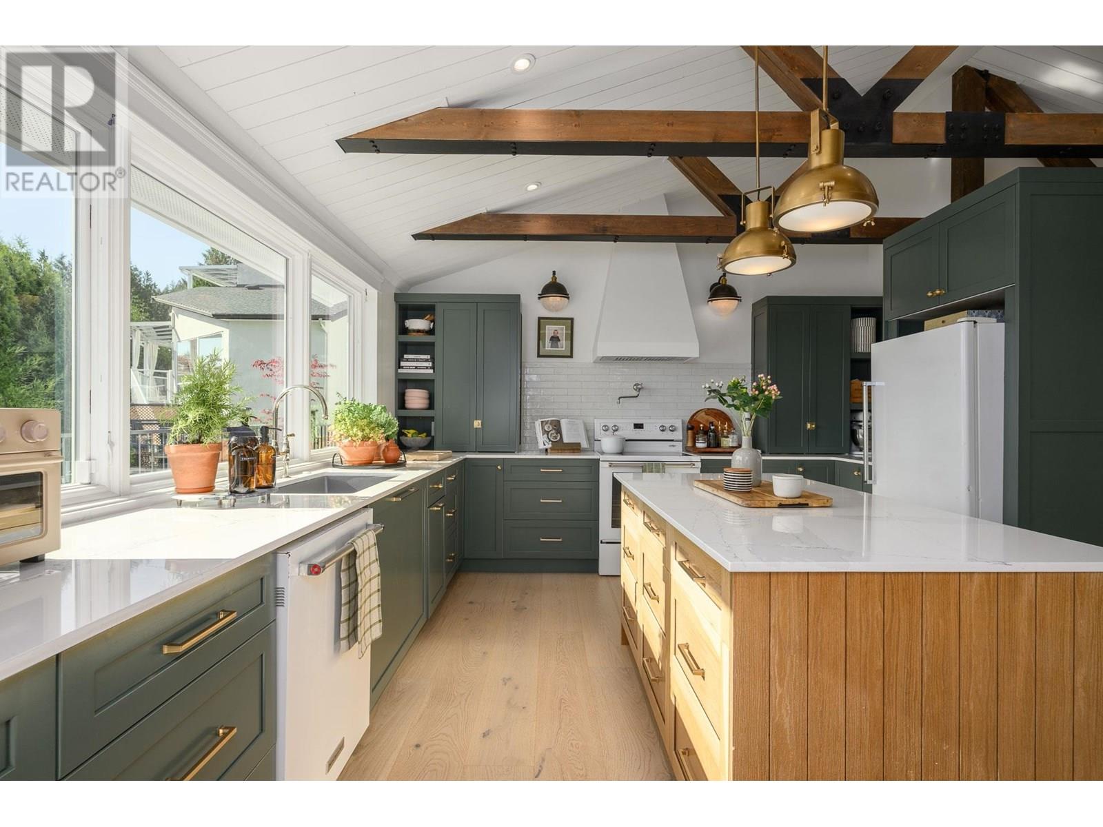 Property at 580 IOCO ROAD image 1