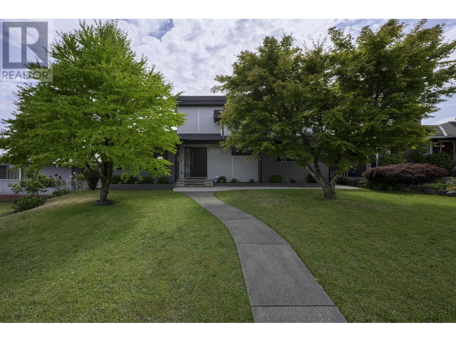 Property at 818 MASSEY STREET image 1