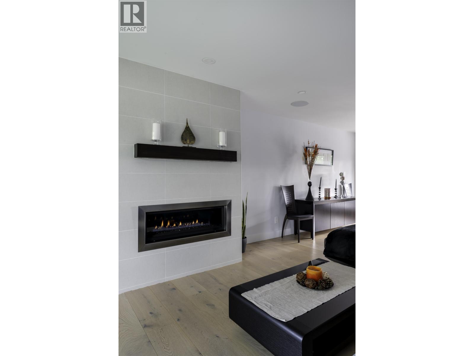 818 Massey Street, New Westminster, British Columbia  V3L 4S9 - Photo 12 - R3024001