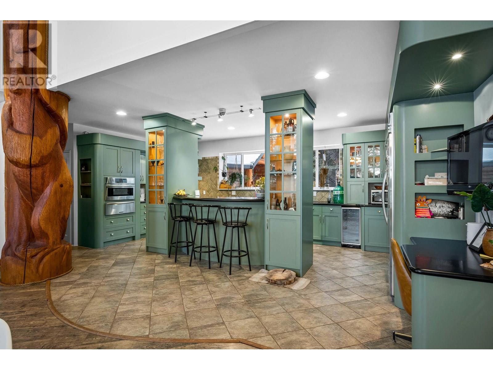 7407 Johnstone Road, Bridge Lake, British Columbia  V0K 1X2 - Photo 6 - R3002989