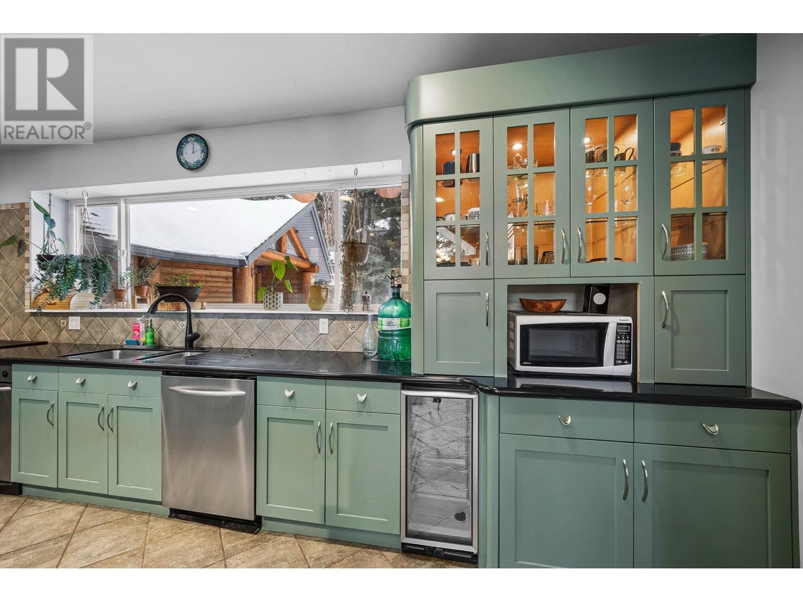 7407 Johnstone Road, Bridge Lake, British Columbia  V0K 1X2 - Photo 11 - R3002989