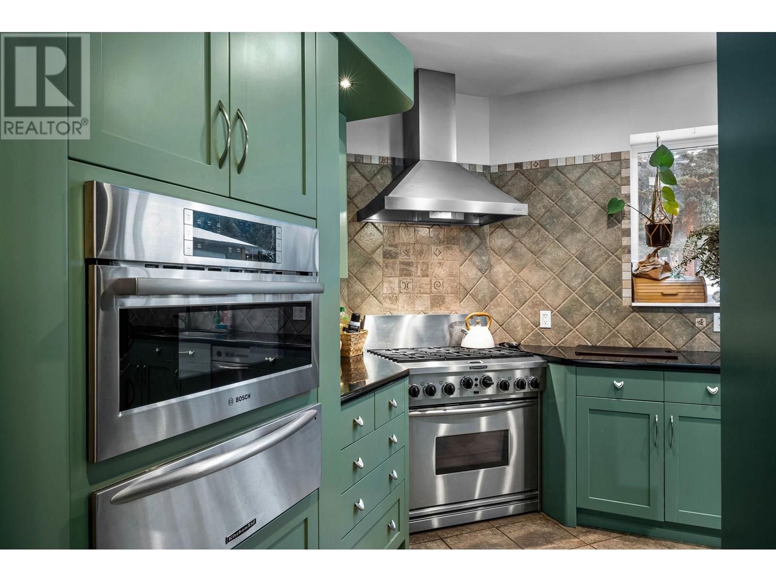 7407 Johnstone Road, Bridge Lake, British Columbia  V0K 1X2 - Photo 9 - R3002989