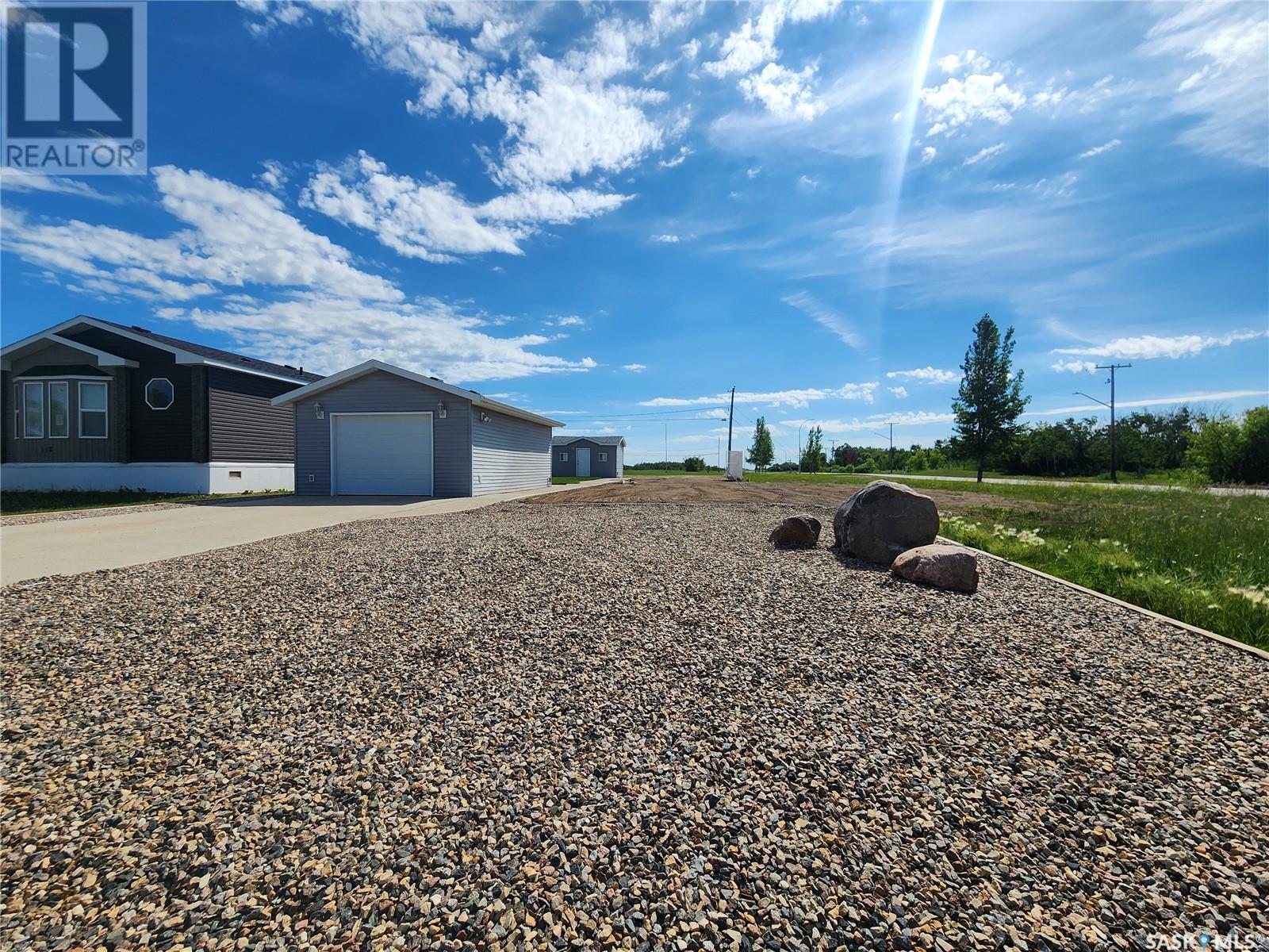 110 Montreal Street, Melville, Saskatchewan  S0A 2P0 - Photo 1 - SK011809