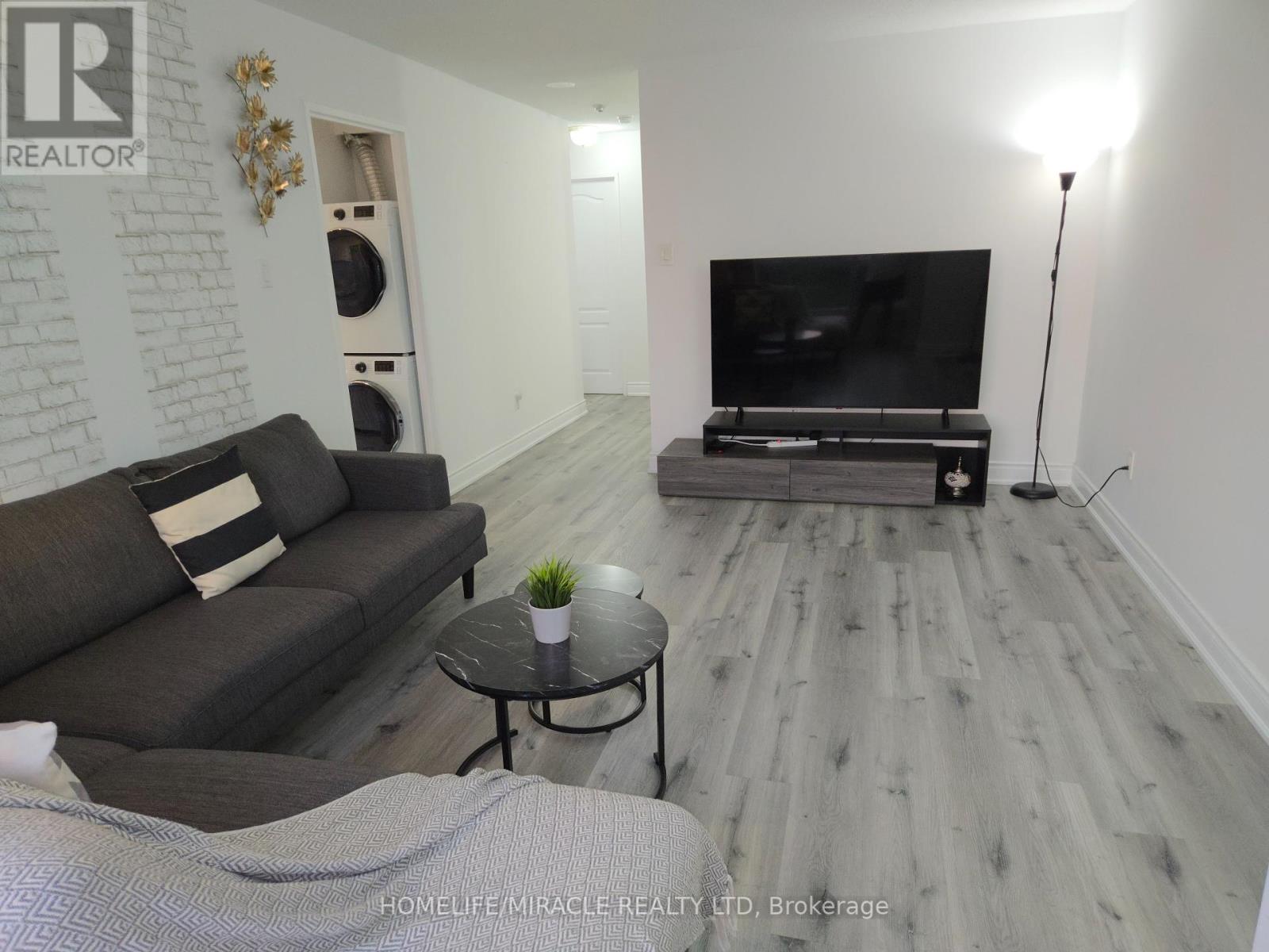 1004 - 3077 Weston Road, Toronto, Ontario  M9M 3A1 - Photo 10 - W12268938