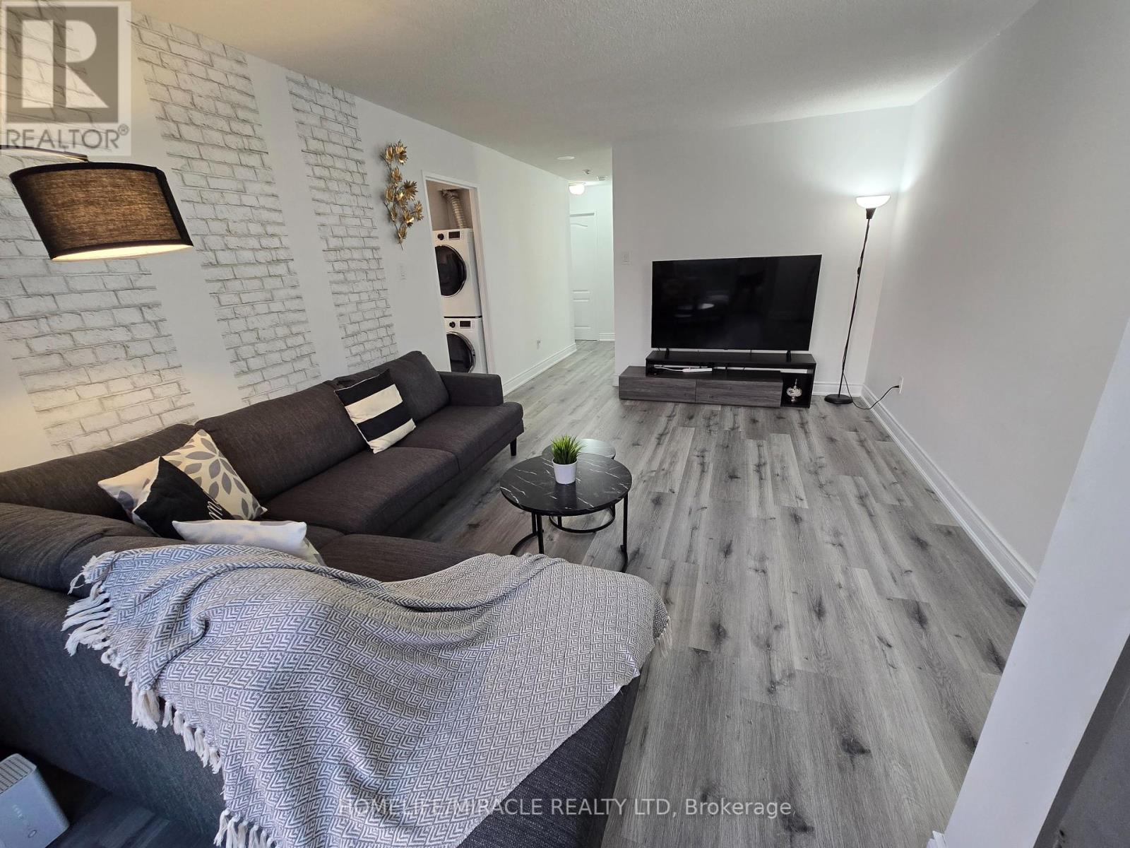 1004 - 3077 Weston Road, Toronto, Ontario  M9M 3A1 - Photo 11 - W12268938