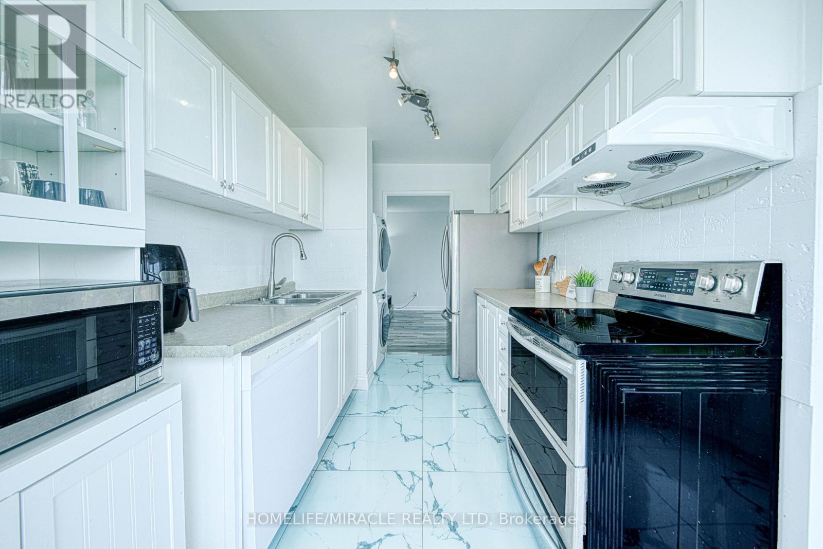 Property at 1004 - 3077 WESTON ROAD image 5