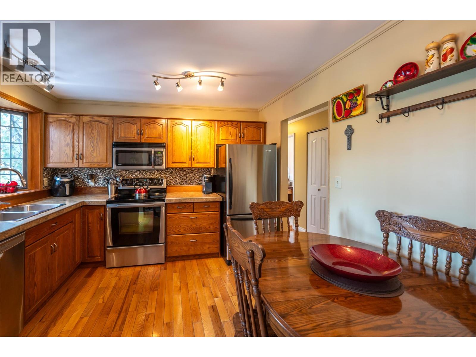 1598 Carmi Avenue, Penticton, British Columbia  V2A 6M8 - Photo 10 - 10355070