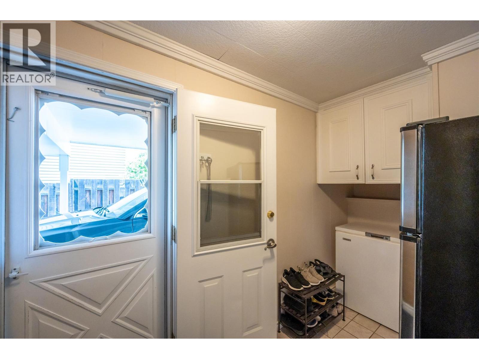 1598 Carmi Avenue, Penticton, British Columbia  V2A 6M8 - Photo 44 - 10355070