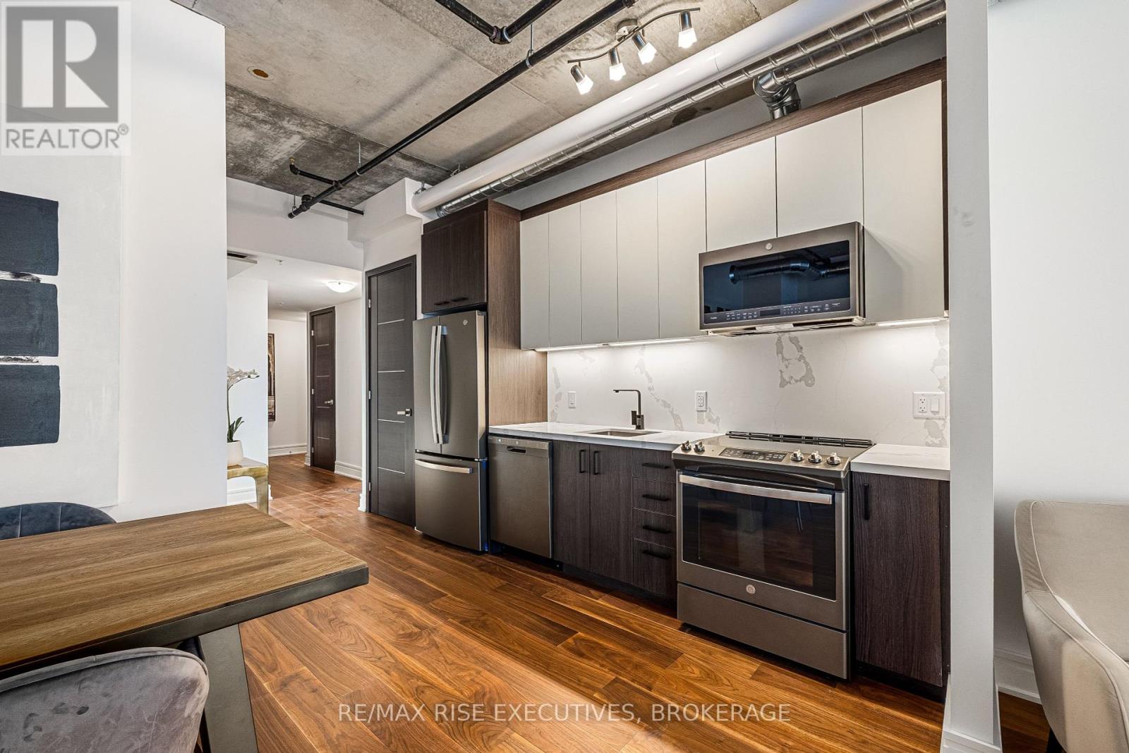 221 - 150 Marketplace Avenue, Ottawa, Ontario  K2J 6V2 - Photo 3 - X12269015