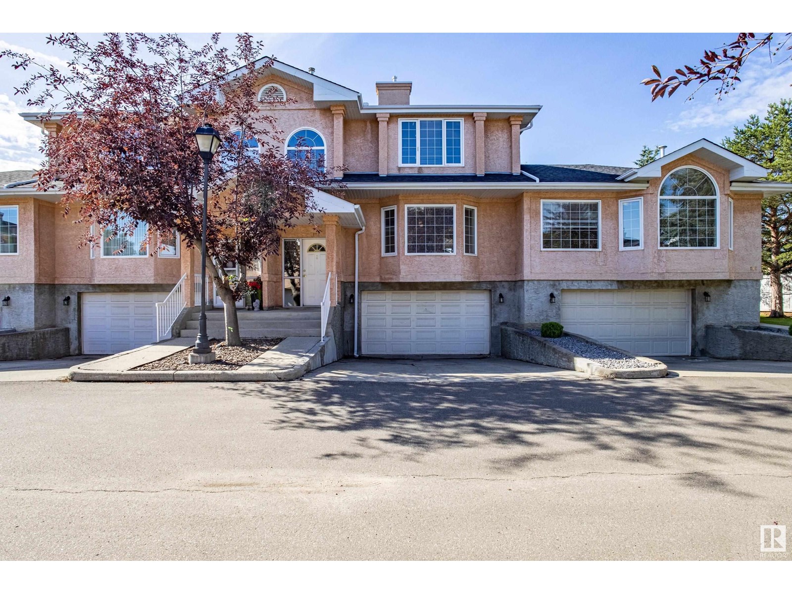 Property at #121 11115 9 AV NW image 1