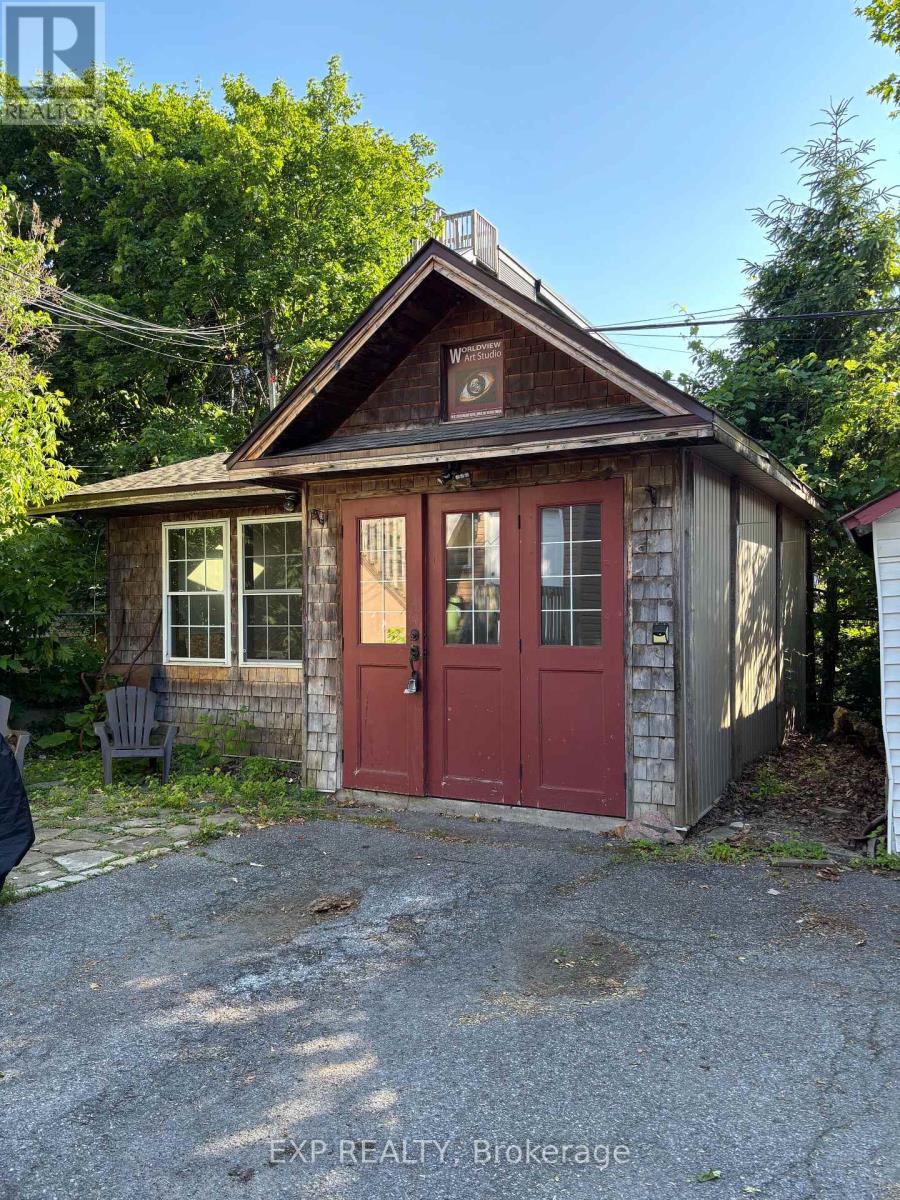 210 Blackburn Avenue, Ottawa, Ontario  K1N 8A8 - Photo 25 - X12268994