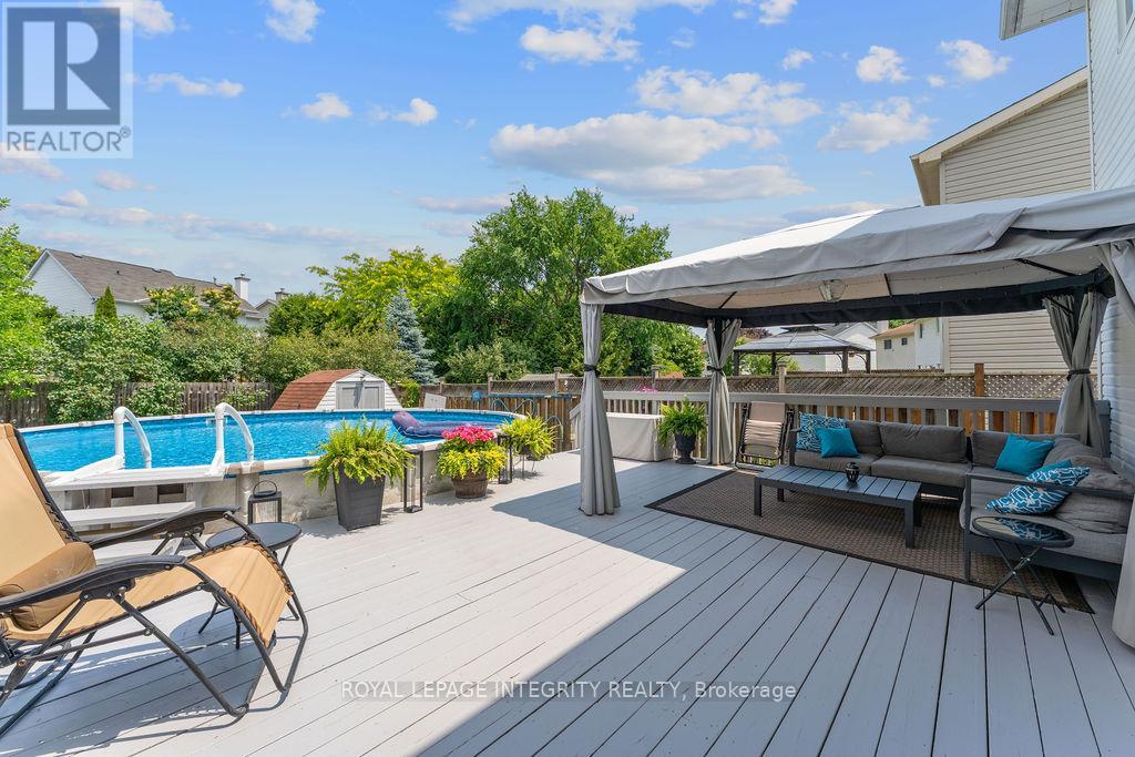 Property at 41 BEACON WAY image 3