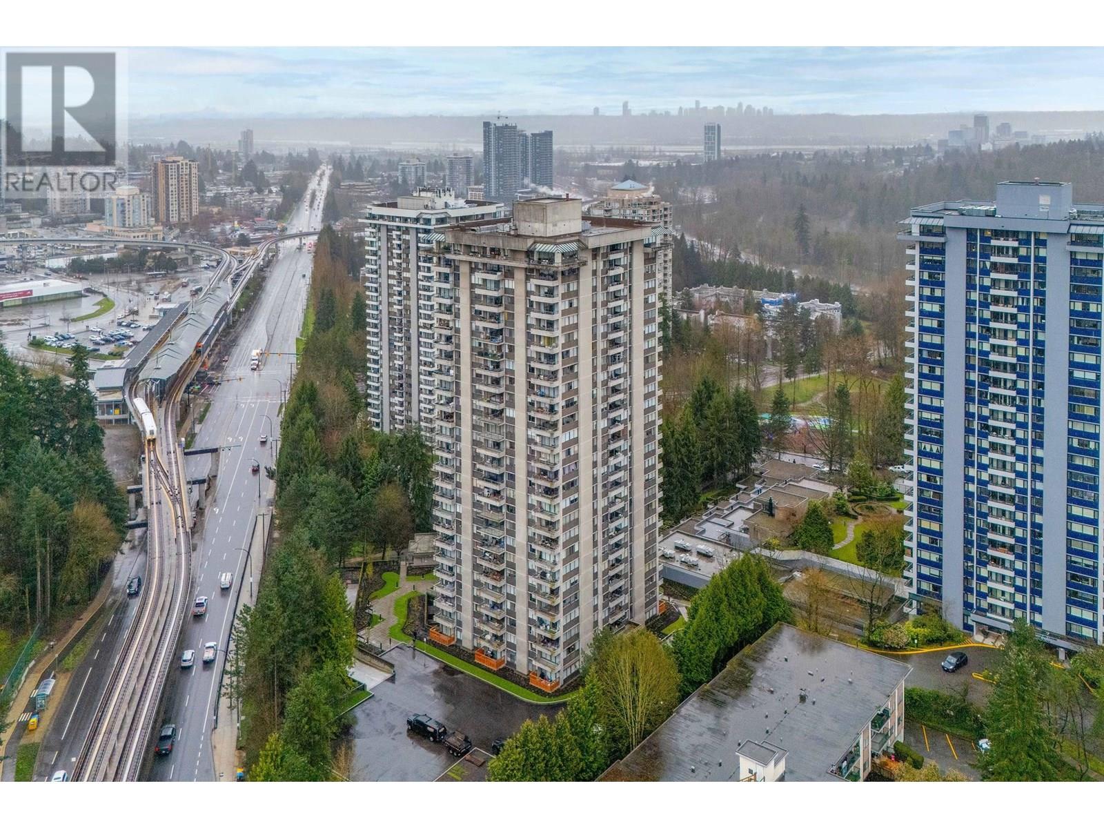 2401 3970 CARRIGAN COURT, burnaby, British Columbia V3N4S5