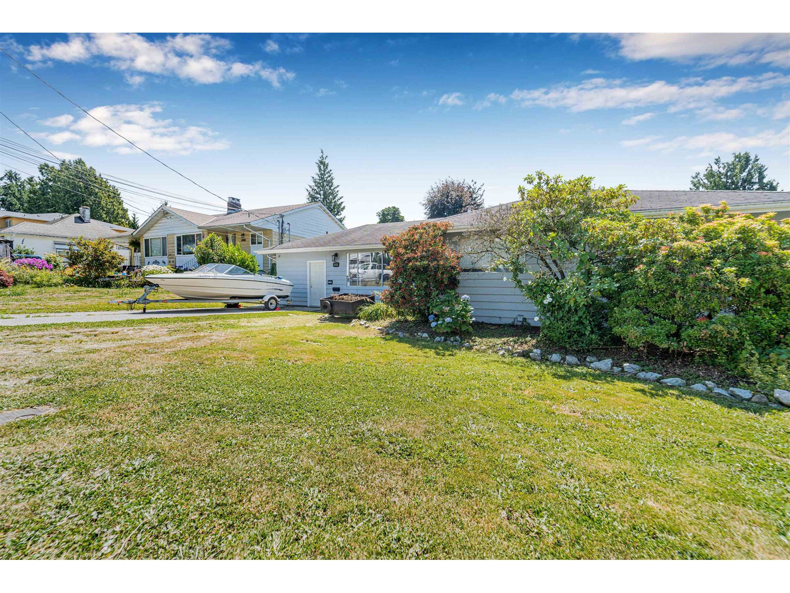Property at 33428 3 AVENUE image 3