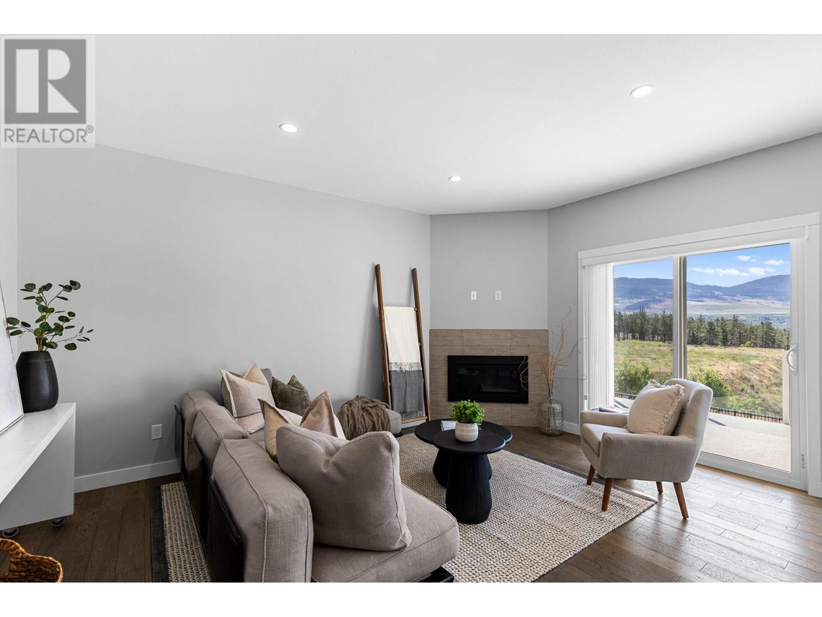 Property at 3075 Vint Road Unit# 109 image 4