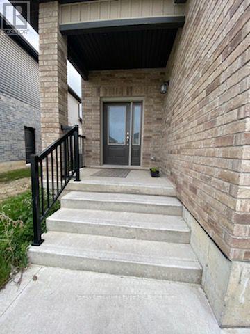 1330 Lawson Road, London North, Ontario N6G 5K9 - Photo 2 - X12264488