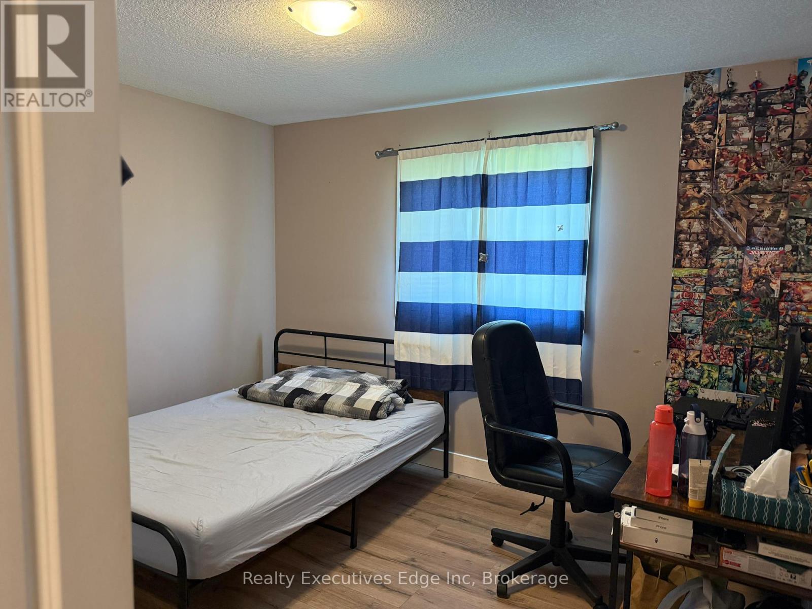 1330 Lawson Road, London North, Ontario N6G 5K9 - Photo 11 - X12264488